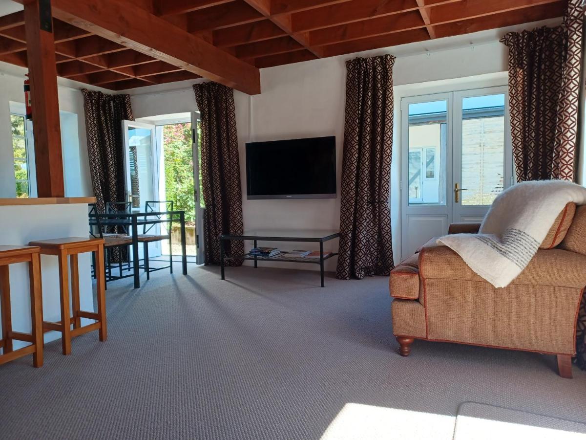 Pirita Vineyard Cottage. Upper Moutere Exteriör bild